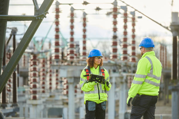 Best Commercial Electrician Services  in Cedar Grove, FL